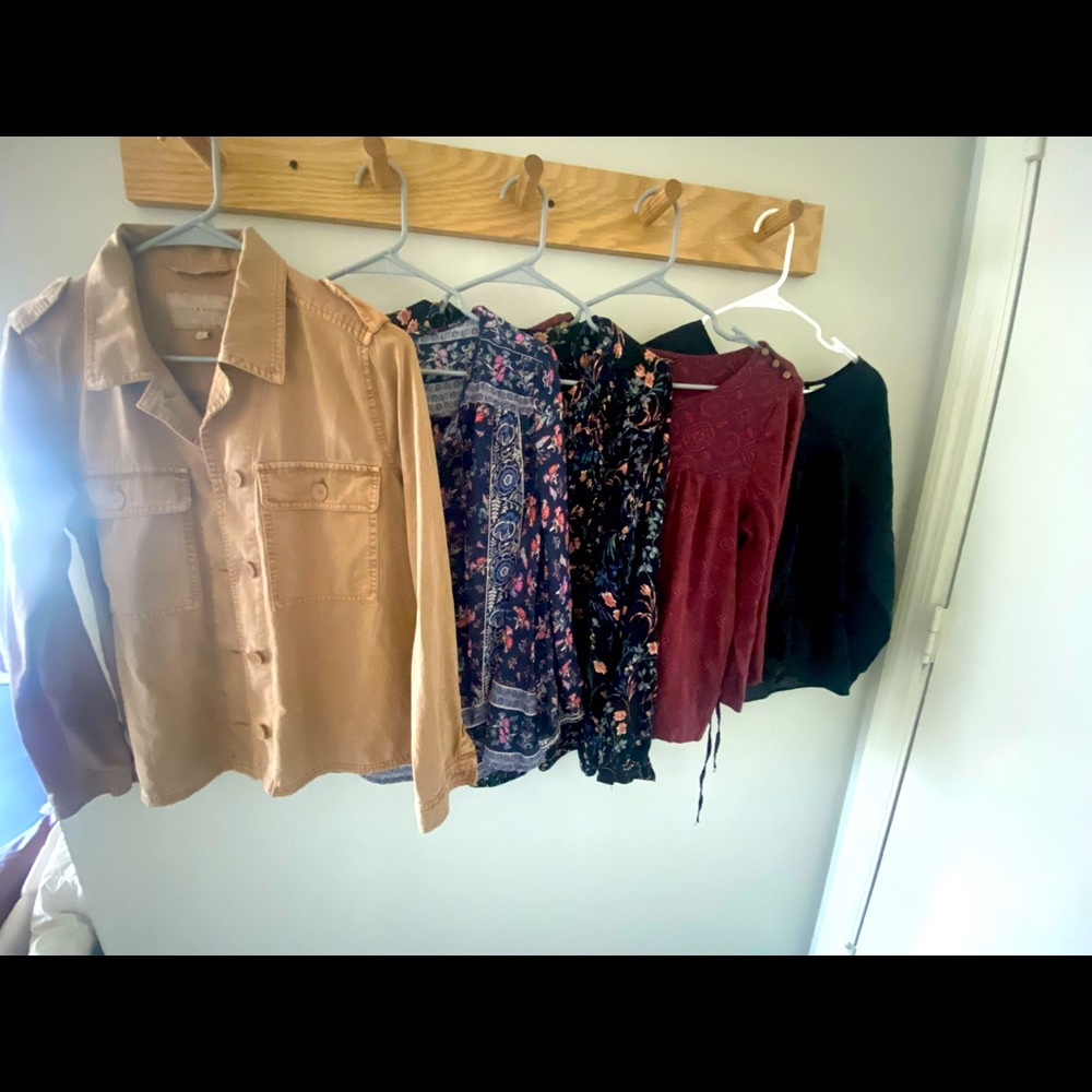 Lot of 5 Lucky Brand tops